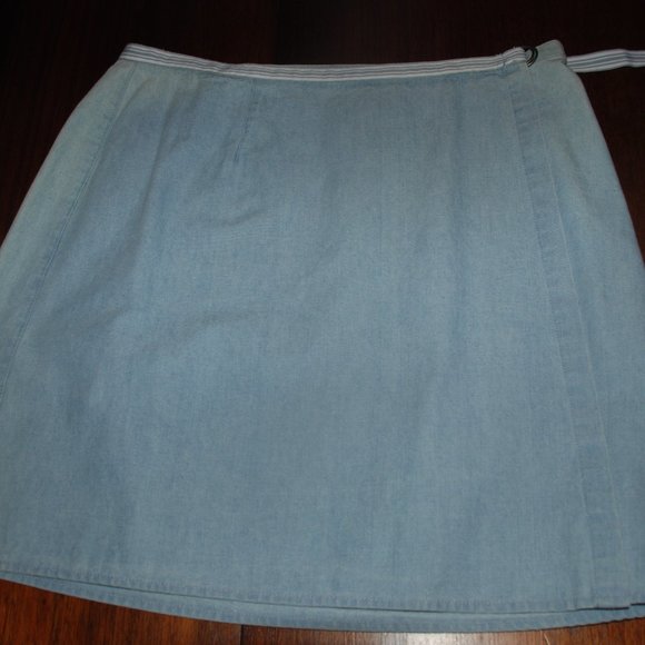 Liz Claiborne Dresses & Skirts - NWOT Liz Claiborne Wrap Skirt